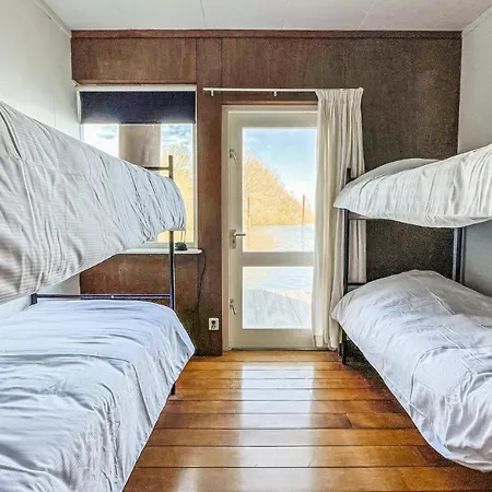 Gorgeous Ship In With View Lith