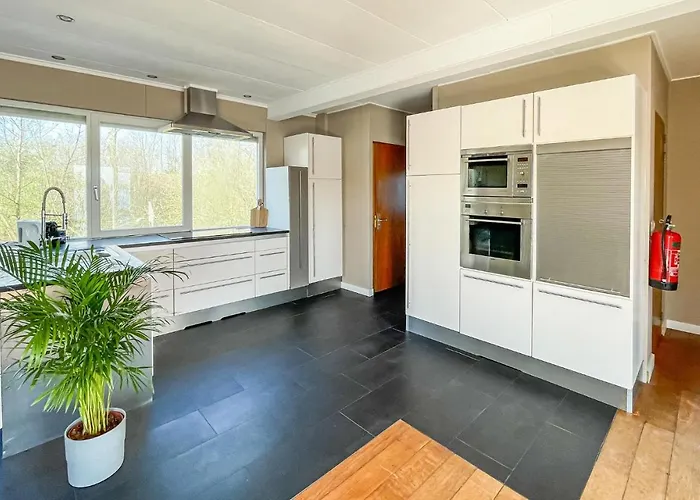 船屋 Gorgeous Ship In With View Lith