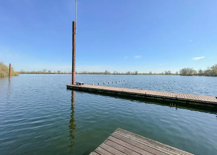 Gorgeous Ship In With View 4*