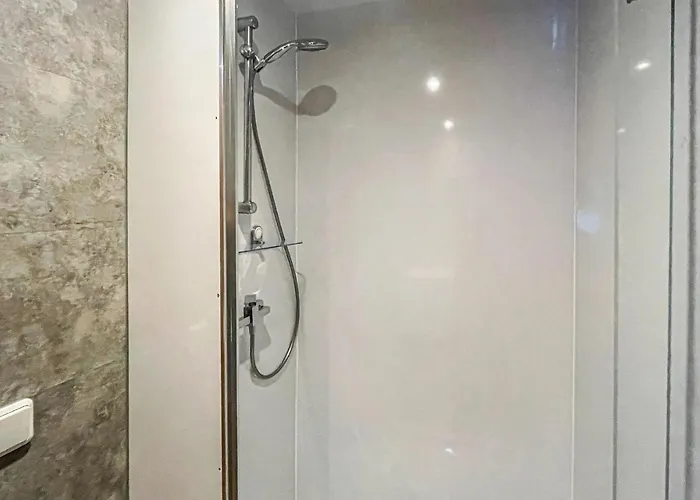 Gorgeous Ship In With View